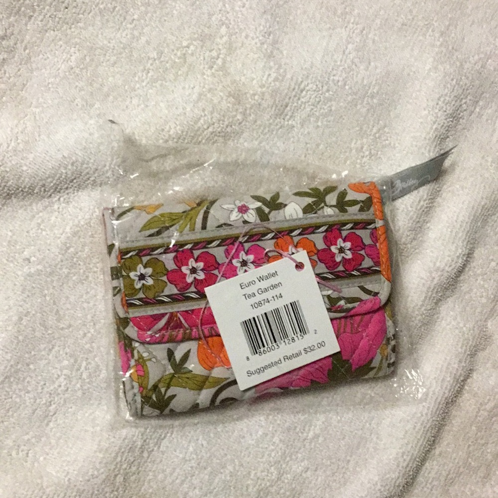 Vera Bradley Euro wallet